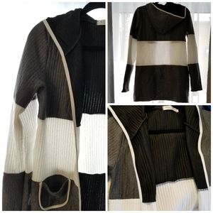 Hooded light weight sweater